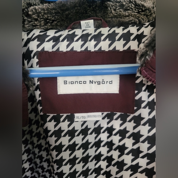 Bianca Nyguard Down & Feather Parka with faux fur collar and removable hood - Picture 13 of 14